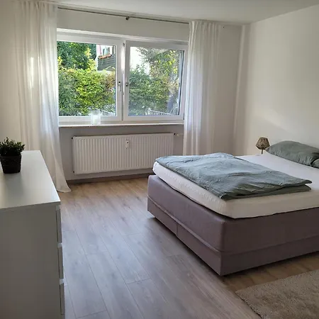 Lägenhet Familiennest Am Stadtpark Erding